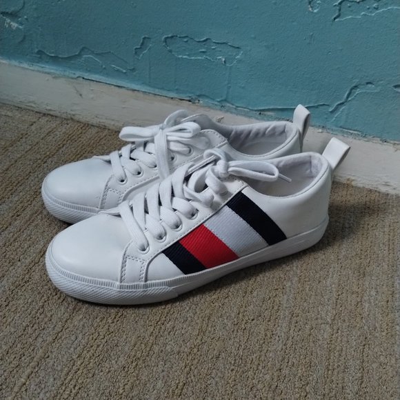 Tommy Hilfiger Women Shoes - Picture 3 of 8
